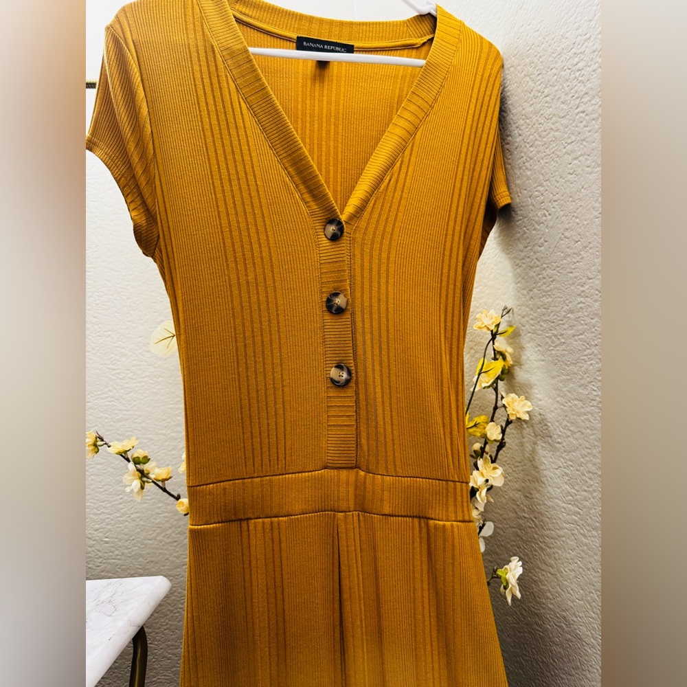 Company: banana republic 
Product: mustard jumpsuit
size: tall small
